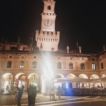 La Casa Di Ida Intero Appartamento Vigevano Buitenkant foto