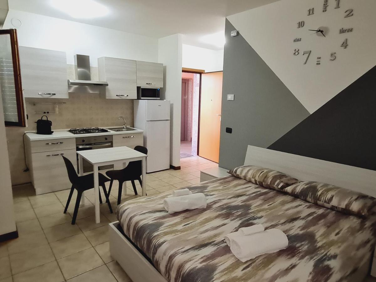La Casa Di Ida Intero Appartamento Vigevano Buitenkant foto