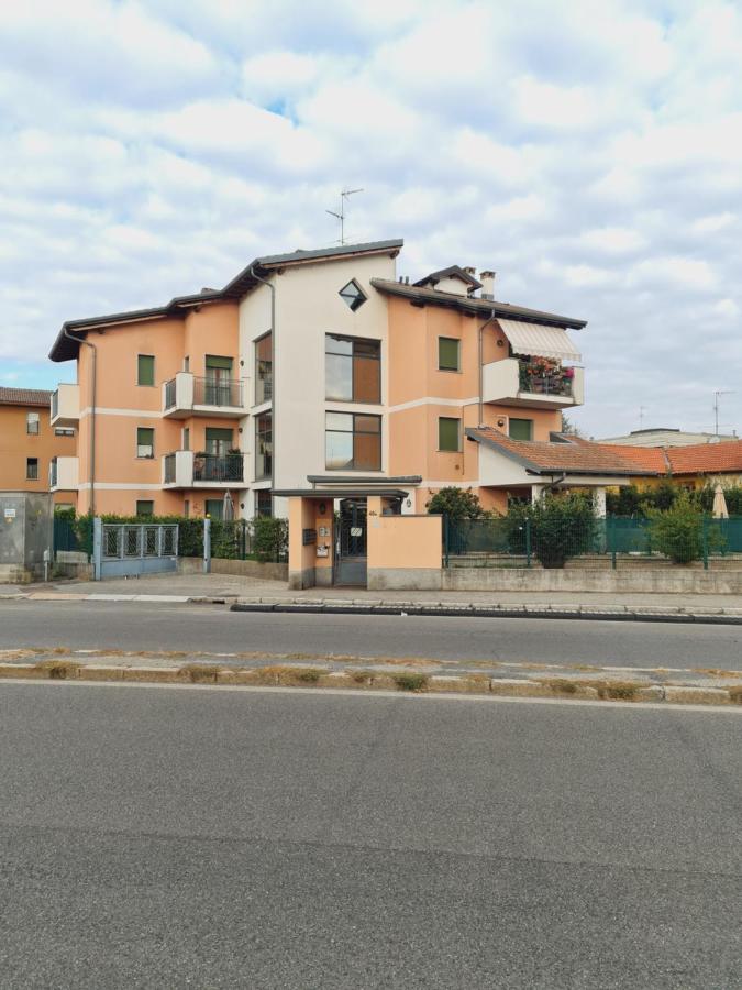 La Casa Di Ida Intero Appartamento Vigevano Buitenkant foto